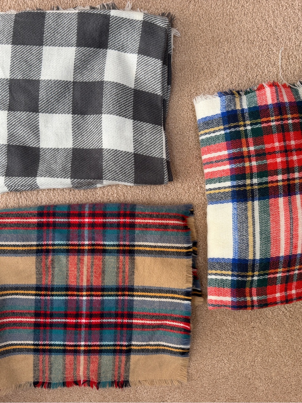 🩷 Set of Plaid & Buffalo Check Scarves - Black, Red, Tan, Multicolor. Lot of 3.